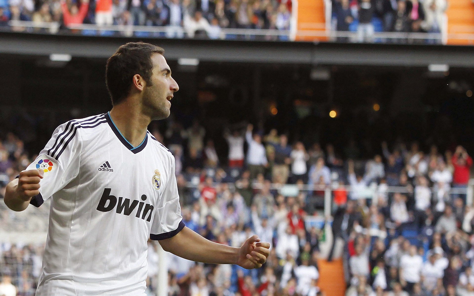 九游游戏中心-车手体能训练：极限运动的科学套路，赛车手体能